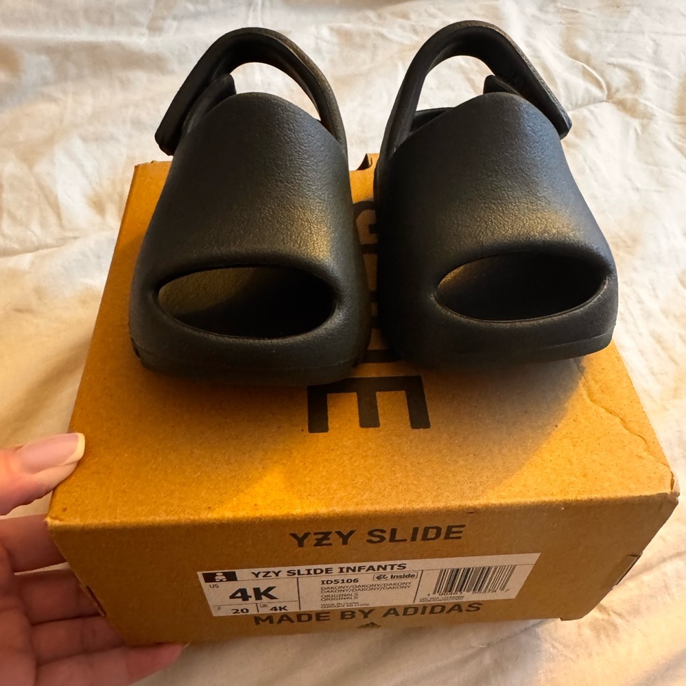 Baby Adidas Black YZY Slide Sandals (Infant)